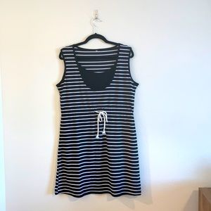 Bathing suit cover-up XL